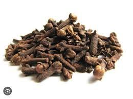 What are the side effects of cloves